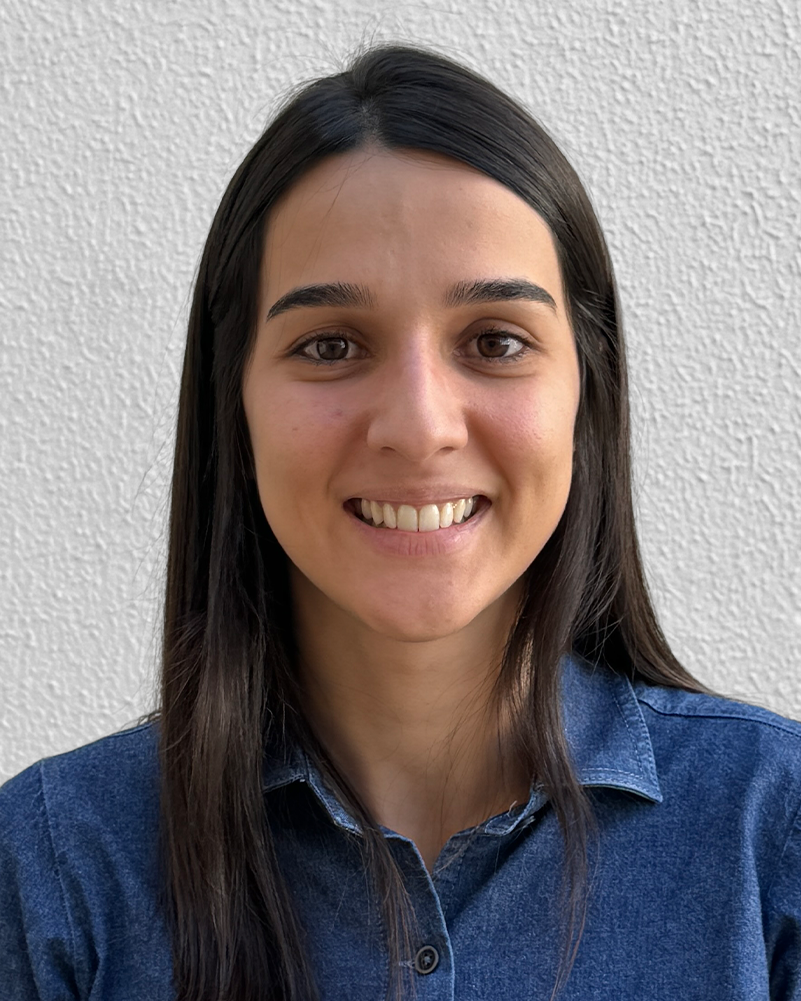 Yasmine Loubach