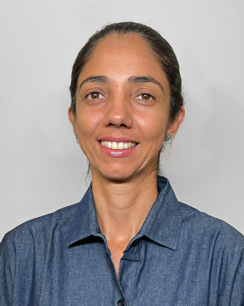 Ariana Barros